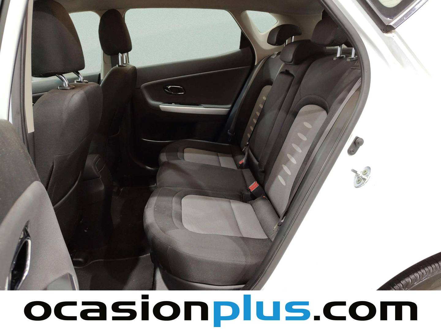 Foto asientos traseros KIA Ceed KIA Ceed 1.4 CVVT Drive (100 CV)
