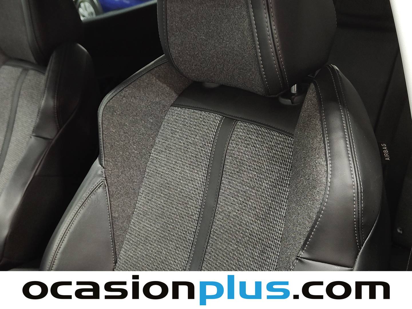 Equipamiento del Peugeot 3008 Peugeot 3008 PureTech 130 Allure EAT6 (130 CV)