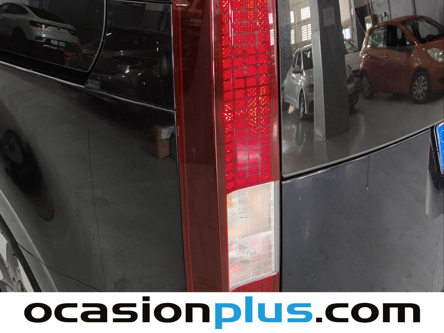 Foto Hyundai Staria Hyundai Staria 2.2 CRDI Maxx 9S  (177 CV) 9 Plazas