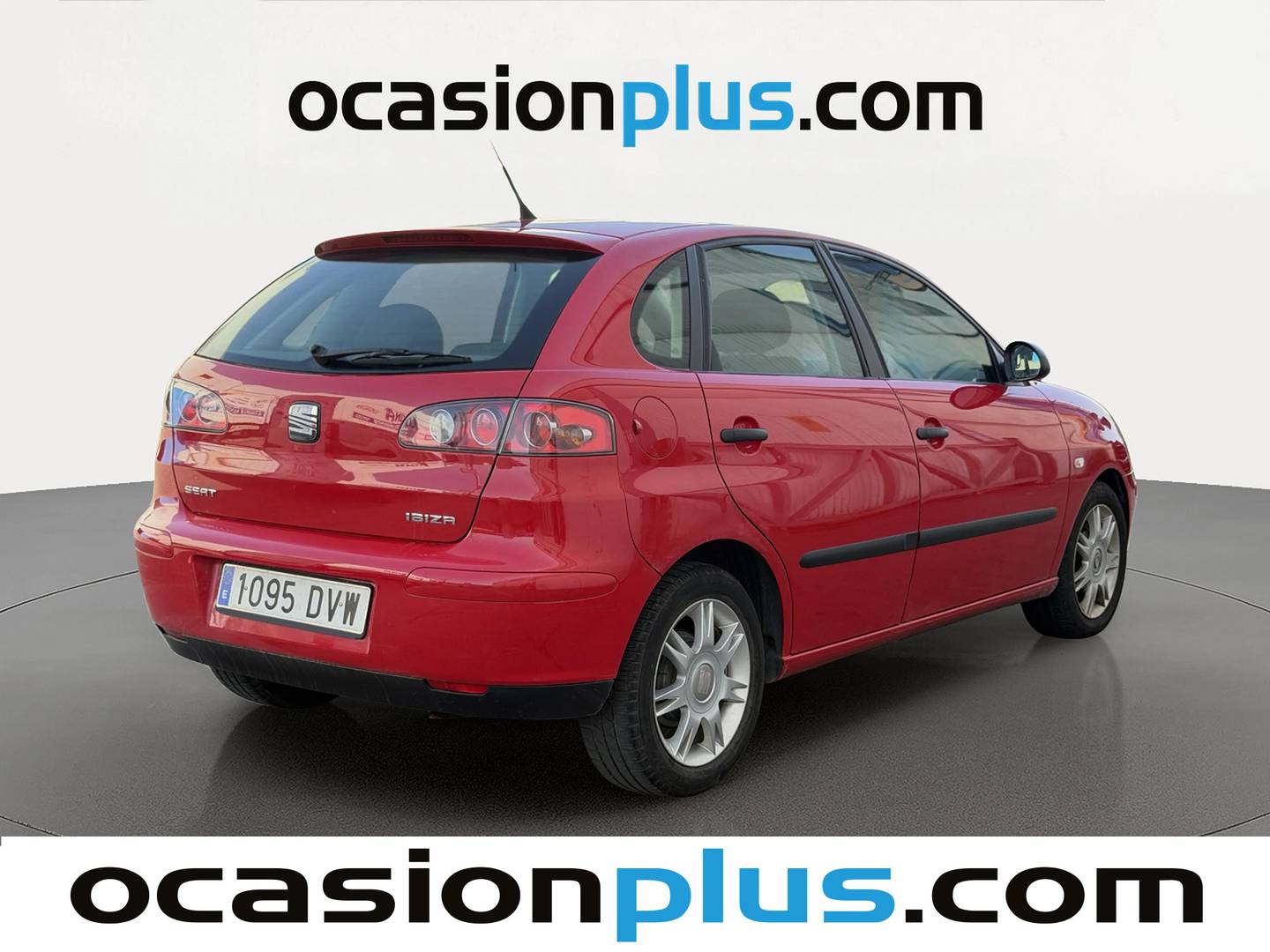 Foto trasera Seat Ibiza Seat Ibiza 1.4 16v Reference (75 CV) derecha
