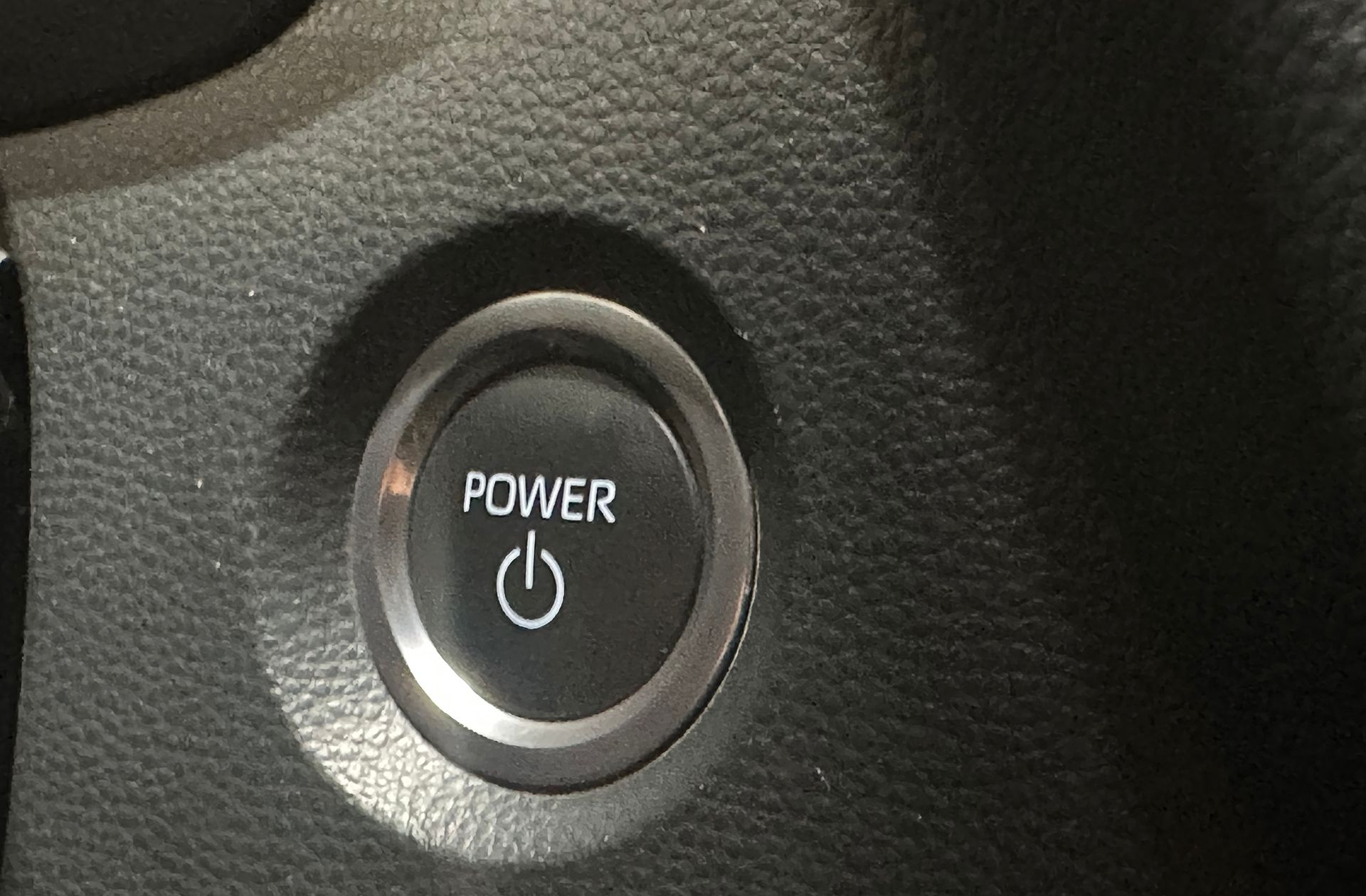 Toyota Corolla 140H Style Edition - foto 30