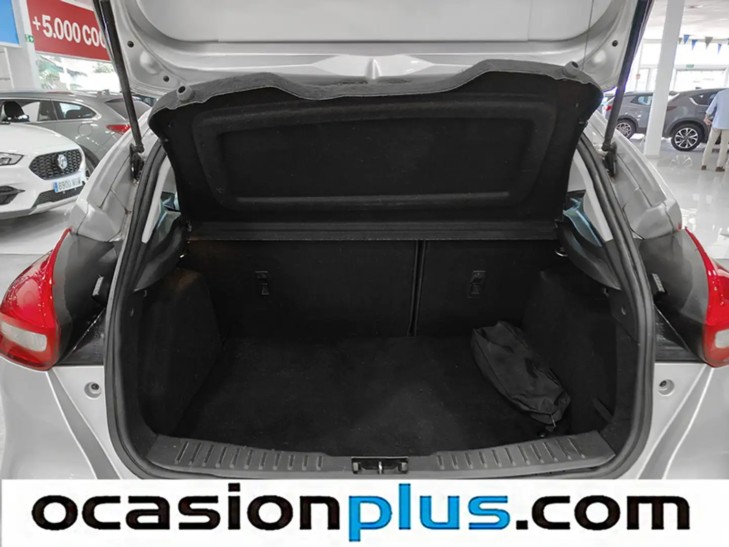 Foto Ford Focus Ford Focus 1.6 TI-VCT Trend+ PowerShift (125 CV)