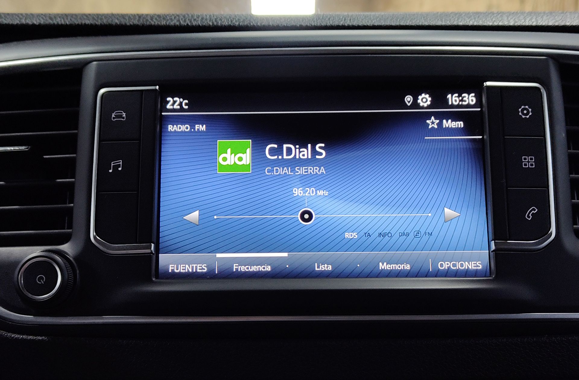 Toyota Proace Verso 2.0D VX Shuttle 9 plazas - foto 29