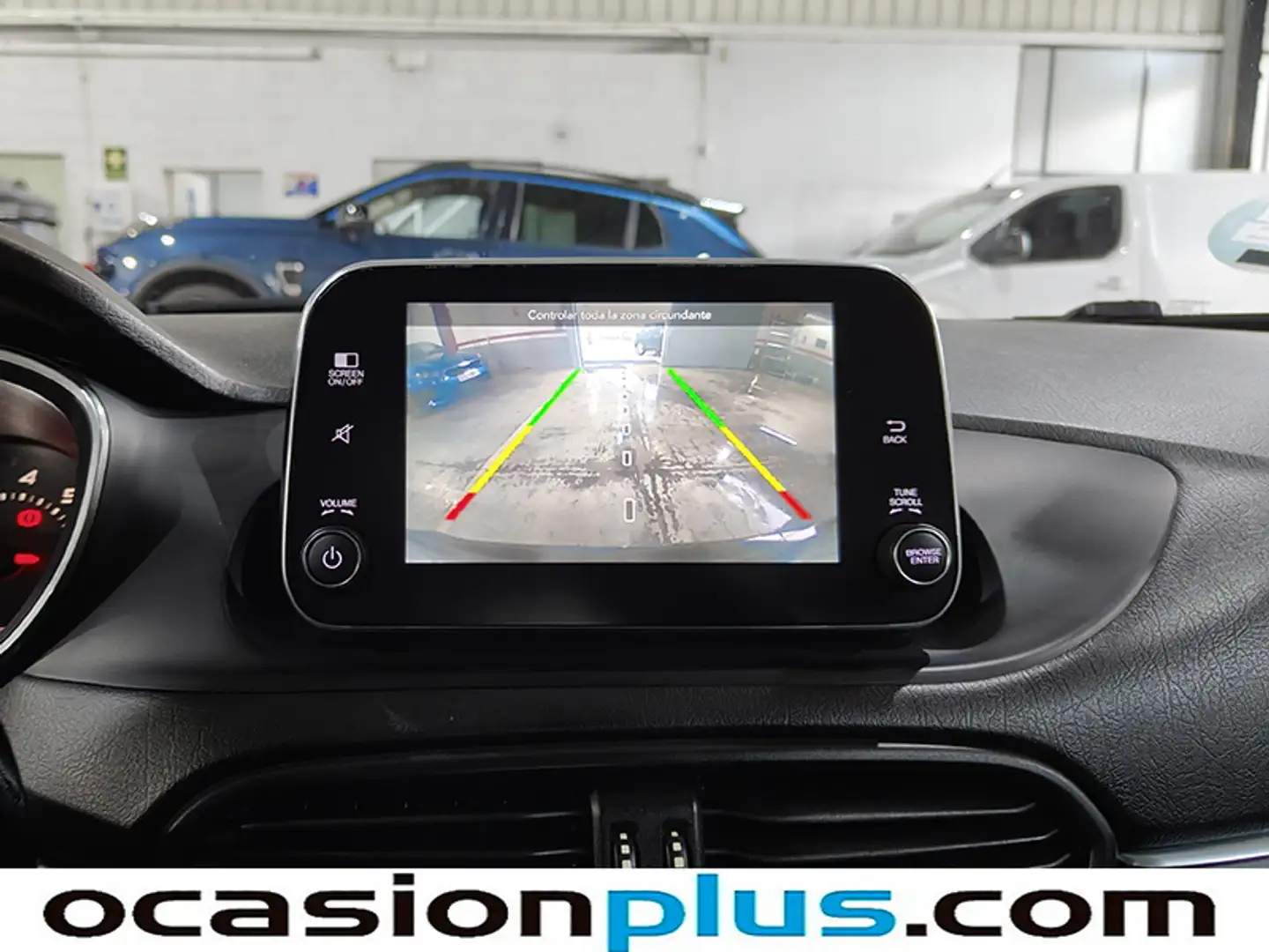 Foto Fiat Tipo Fiat Tipo Sedan 1.4 Fire Lounge (95 CV)