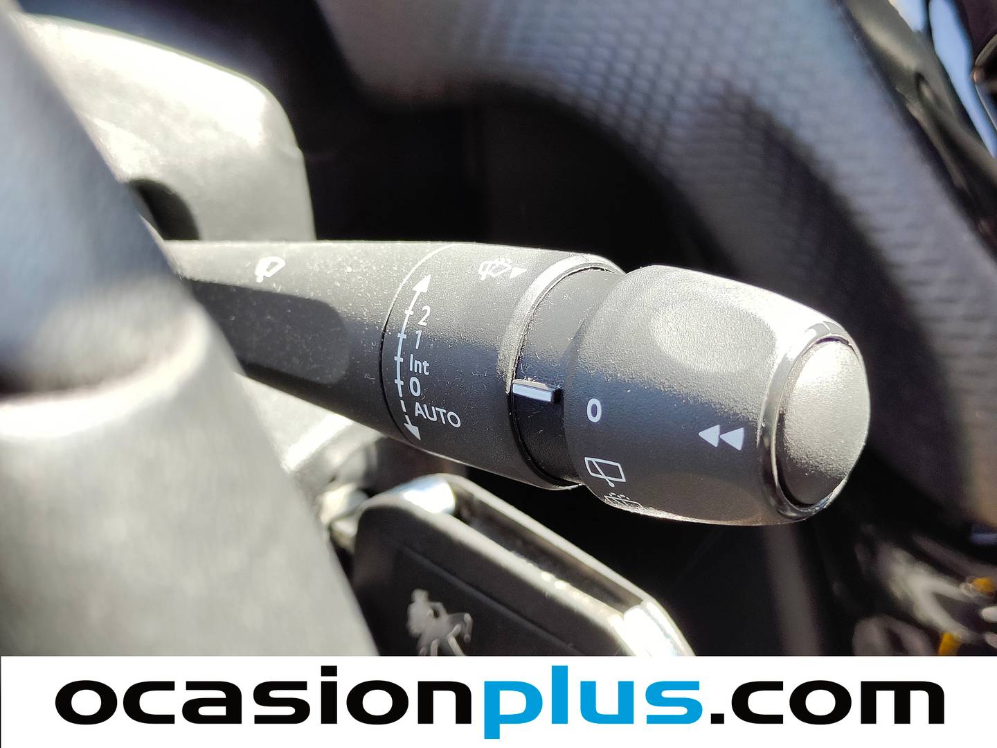 Acabados Peugeot 208 Peugeot 208 PureTech Signature (82 CV)