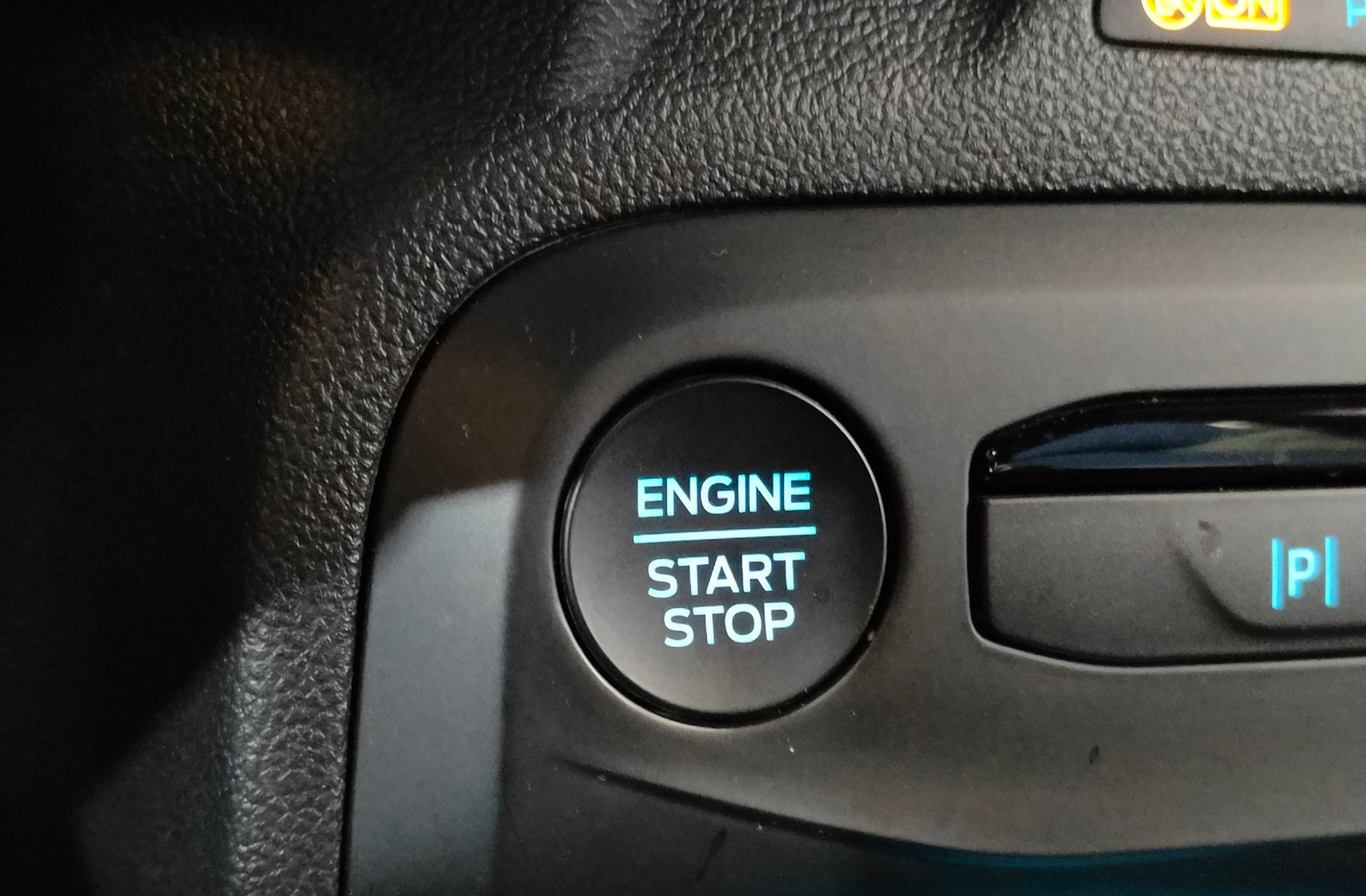 Ford Focus SportBreak 1.0 EcoBoost MHEV ST-Line - foto 33