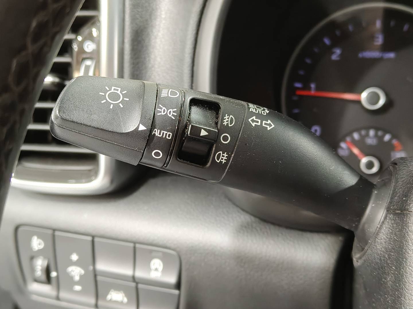 Foto KIA Sportage Kia Sportage 1.6 CRDi MHEV Drive Plus 4x2 (115 CV)