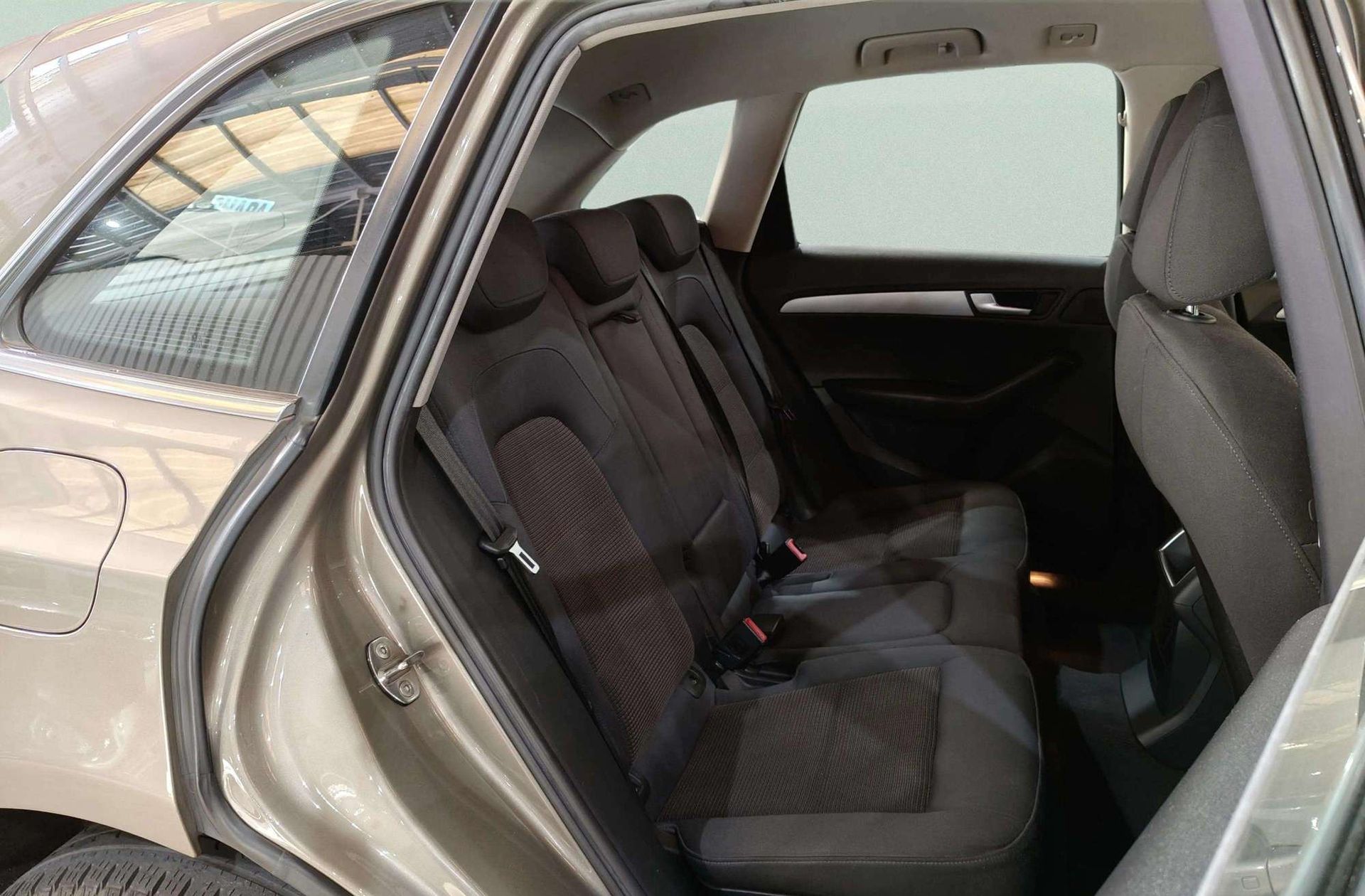 Audi Q5 2.0 TDI quattro S tronic - foto 17