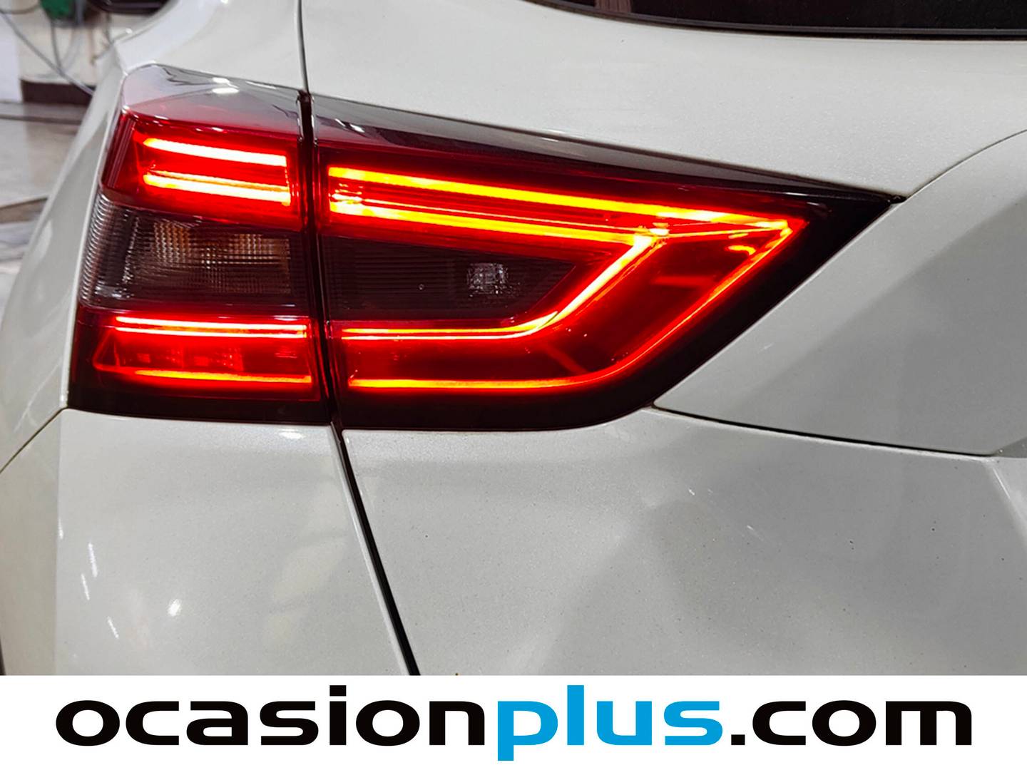 Foto Nissan JUKE Nissan Juke DIG-T N-Connecta 4x2 (114 CV)