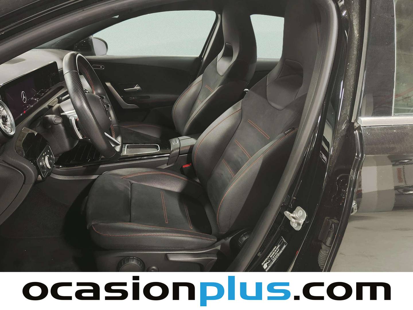 Foto asientos delanteros Mercedes Clase A Mercedes Clase A 200 d (150 CV) Pack AMG
