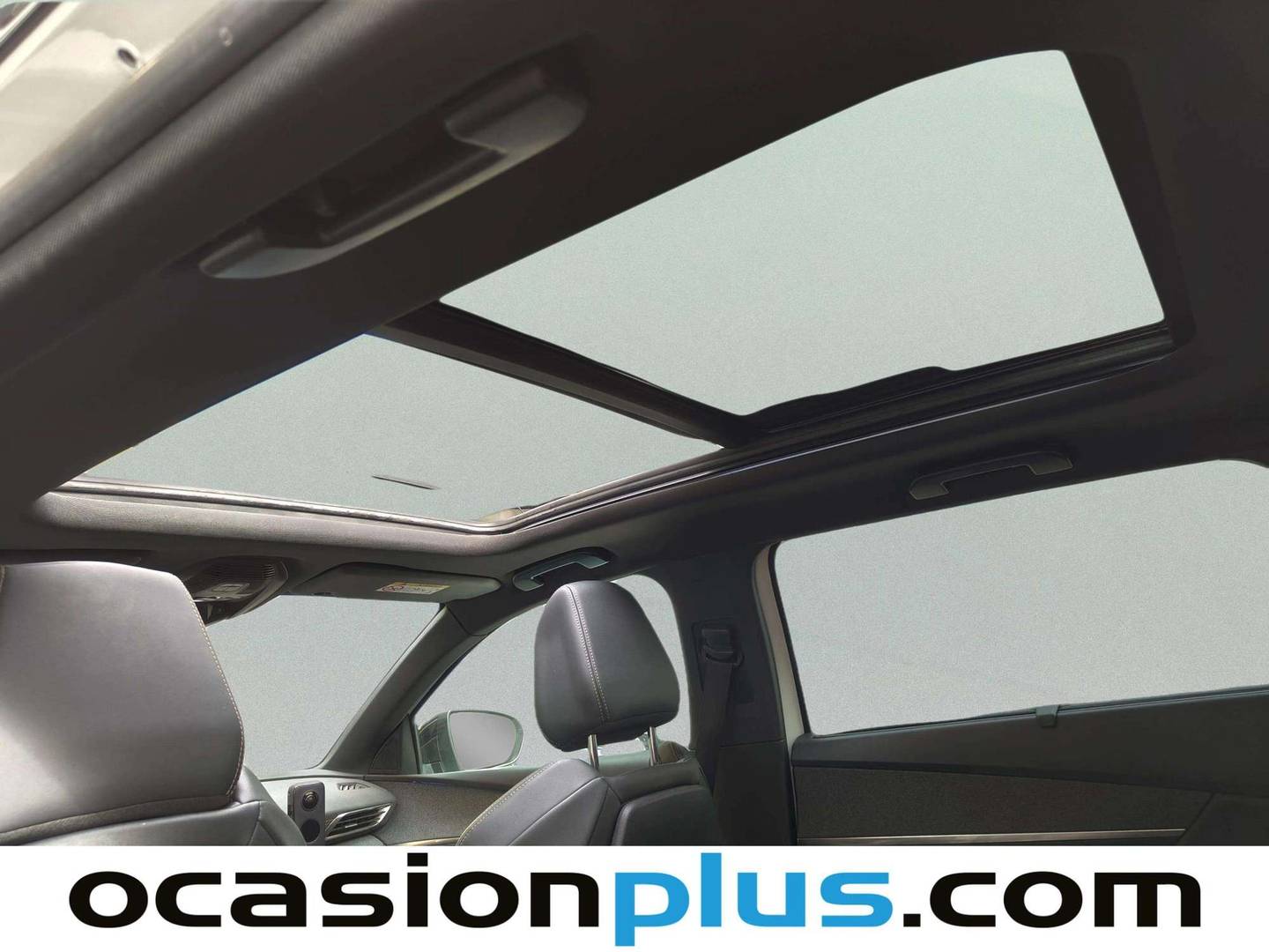 Extras del Peugeot 5008 Peugeot 5008 BlueHDI 130 S&S GT Line EAT8 (130 CV) 7 Plazas