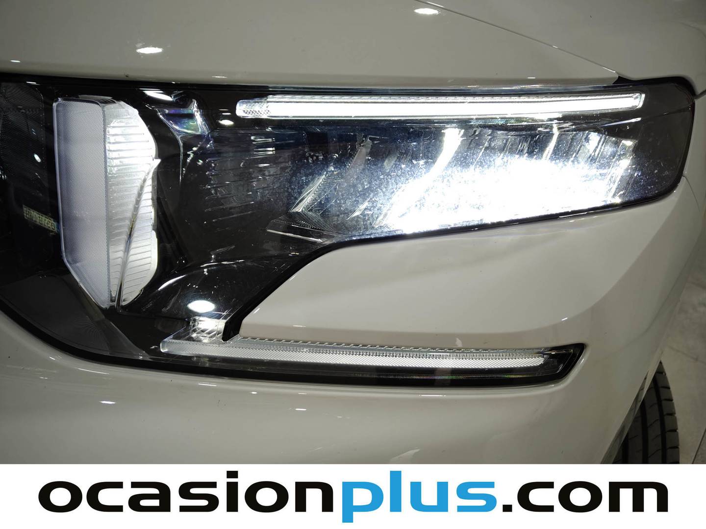 Extras del Citroën Berlingo Citroën Berlingo BlueHDi 100 S&S Plus Talla M (100 CV)