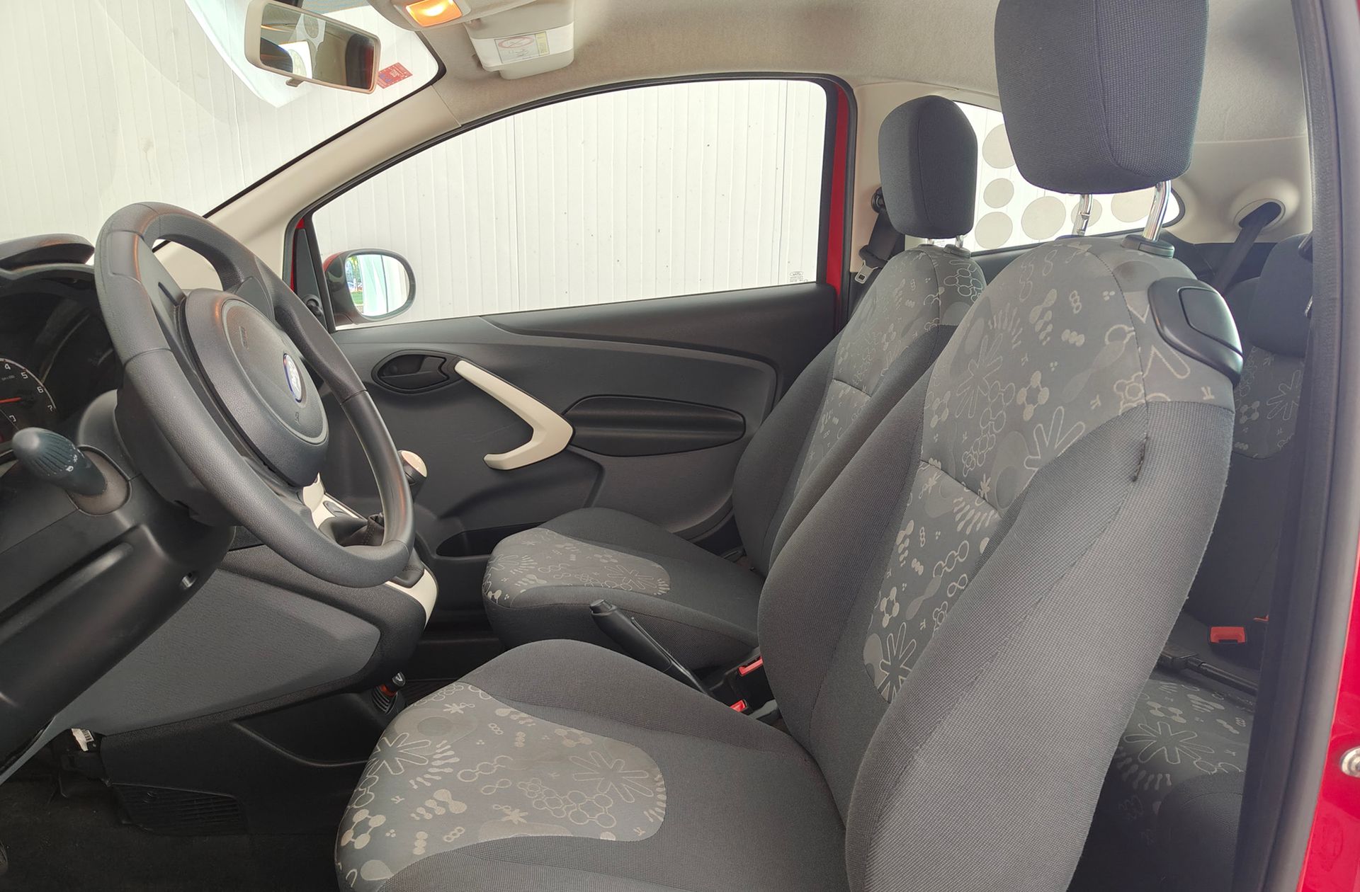 Ford Ka 1.2 Duratec Trend+ - foto 8
