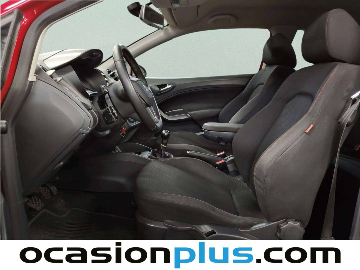 Foto asientos delanteros Seat Ibiza Seat Ibiza SC 1.2 Tsi FR (105 CV)