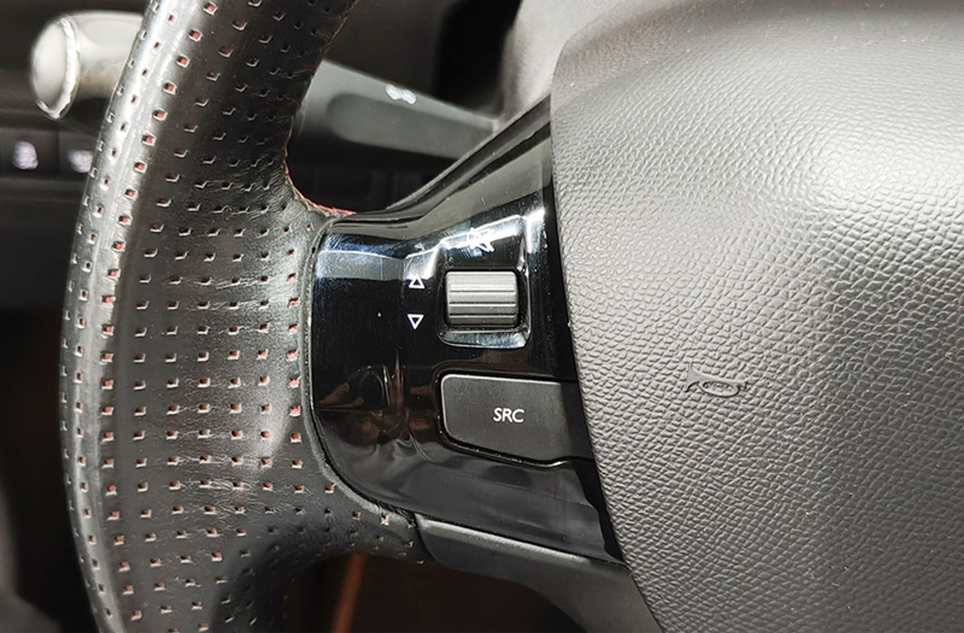 Peugeot 308 1.2 PureTech GT Line - foto 30