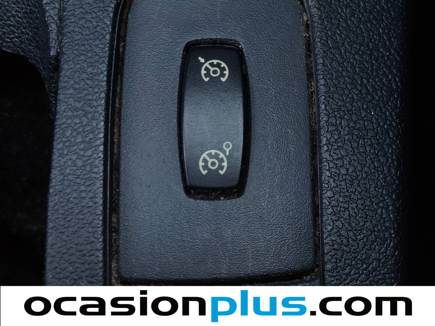 Extras y acabados del Renault Clio Renault Clio 1.5 dCi Expression (70 CV)