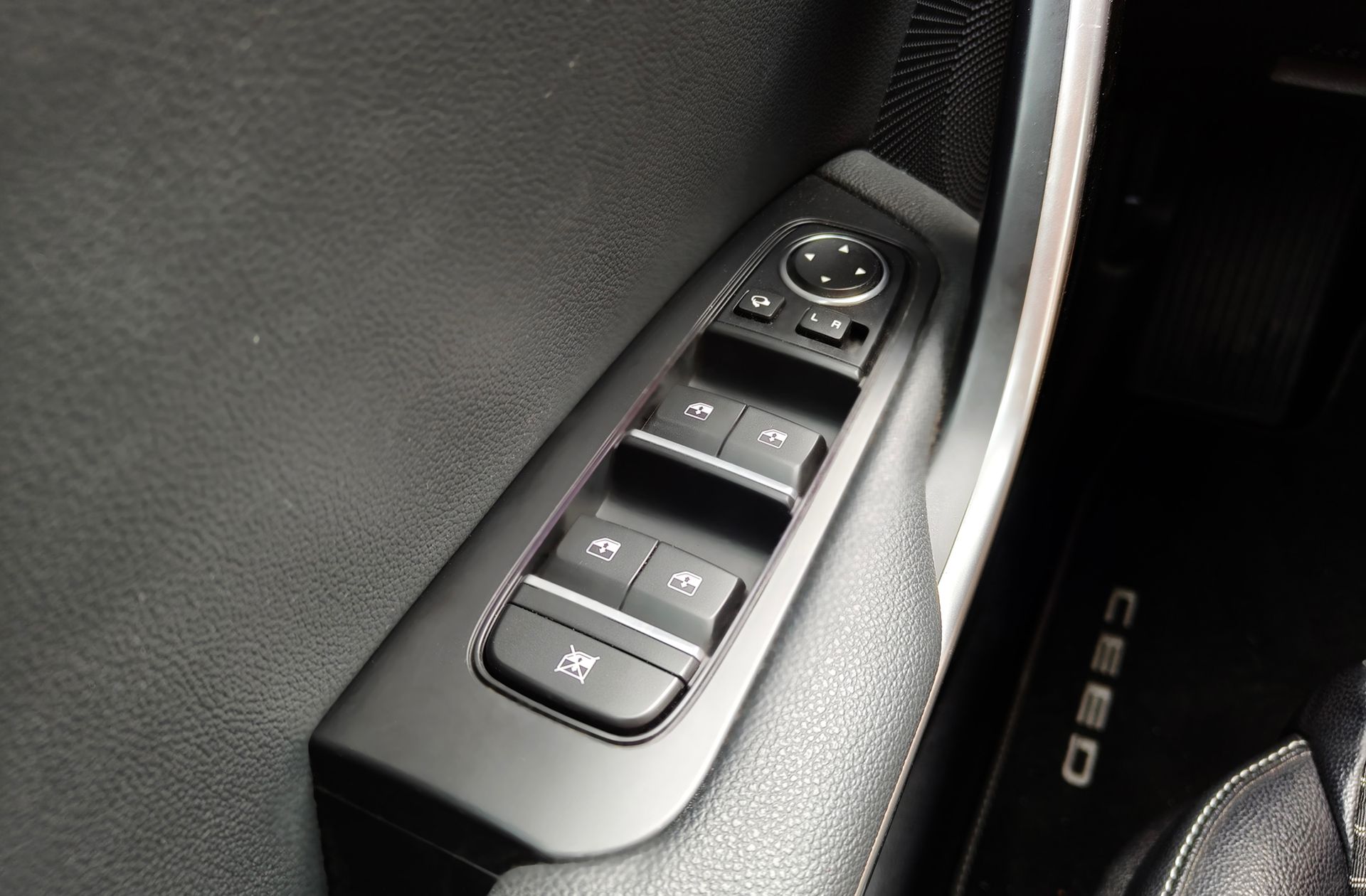 Kia Ceed 1.0 T-GDi Tech - foto 38
