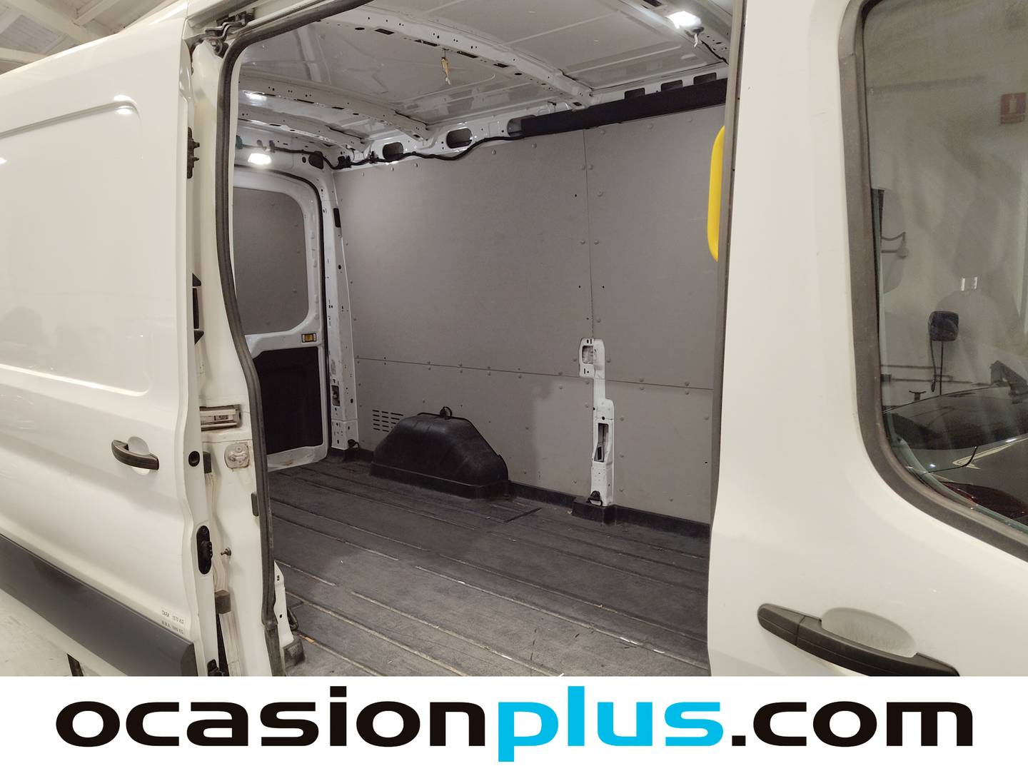 Ford Transit Ford Transit Furgon 350 L3H2 Trend RWD (130 CV) al mejor precio