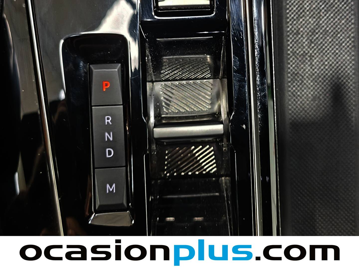 Foto Peugeot 5008 Peugeot 5008 PureTech 130 S&S Allure Pack EAT8 (130 CV) 7 Plazas