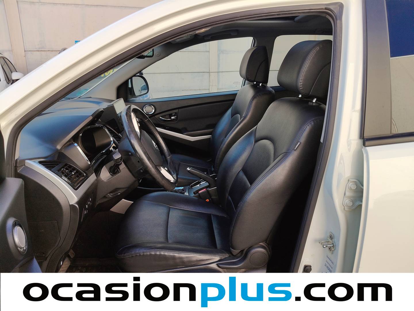 Foto asientos delanteros SsangYong Korando Ssangyong Korando D22T Limited 4x4 Auto (178 CV)