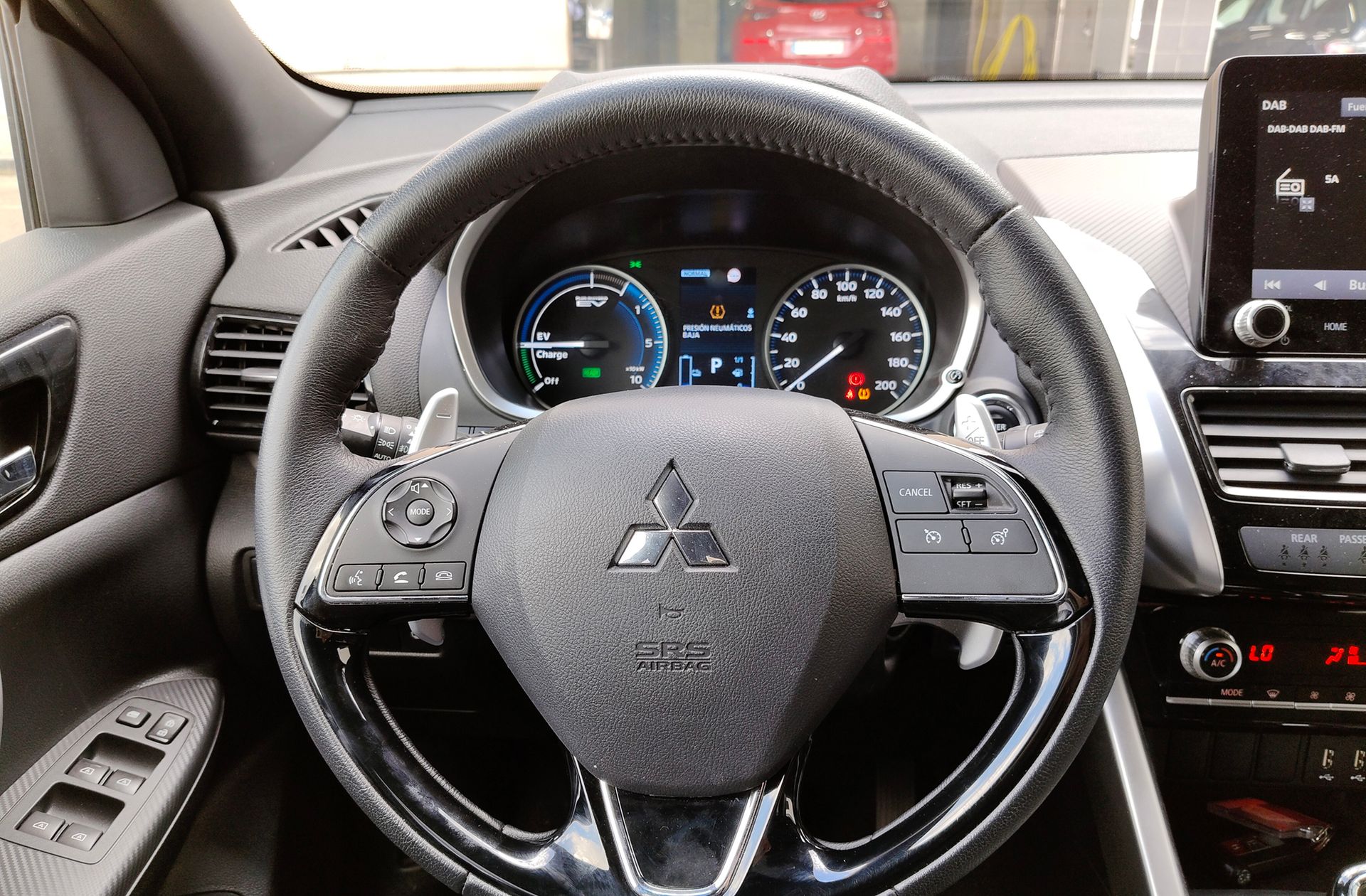 Mitsubishi Eclipse Cross 2.4 PHEV Kaiteki 4WD - foto 23