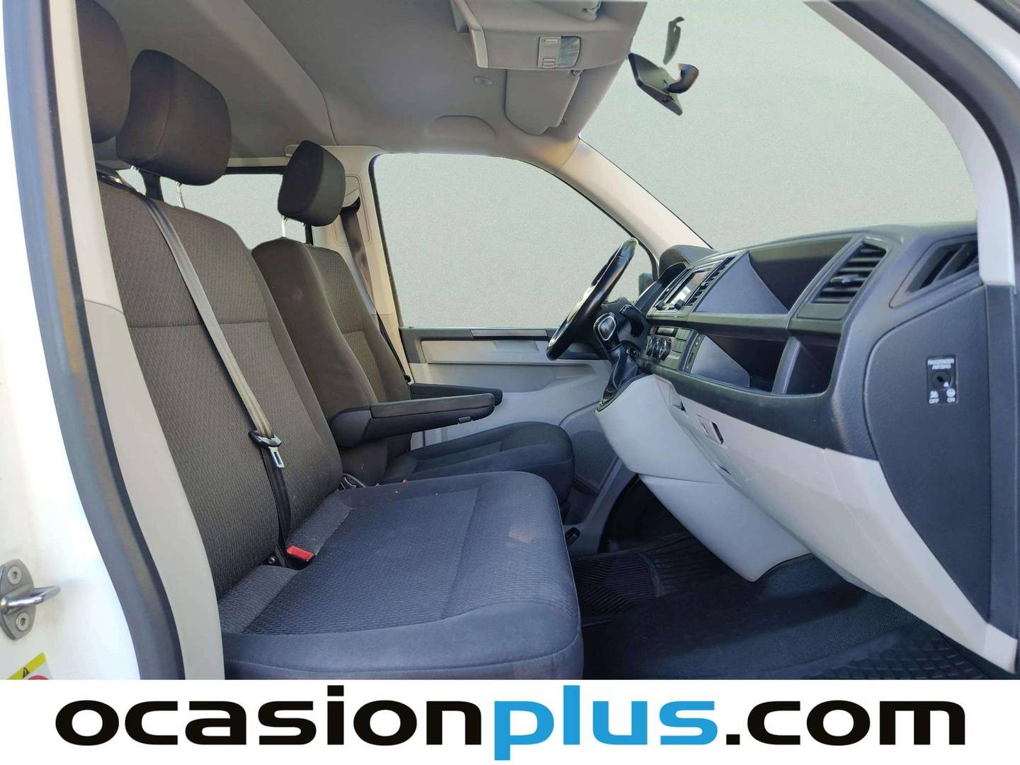 Volkswagen Caravelle Volkswagen Caravelle Batalla Corta 2.0 TDI BMT  (150 CV) DSG 9 Plazas automático