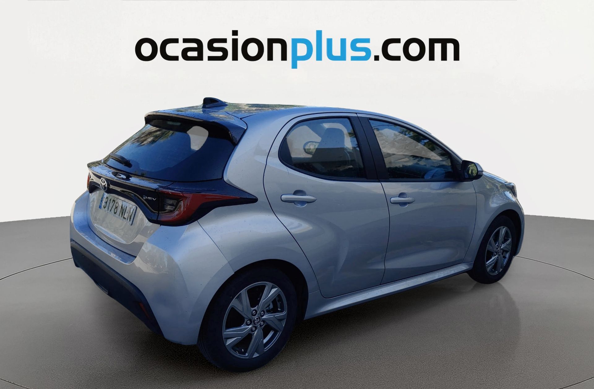 Toyota Yaris 120H Active Plus - foto 4