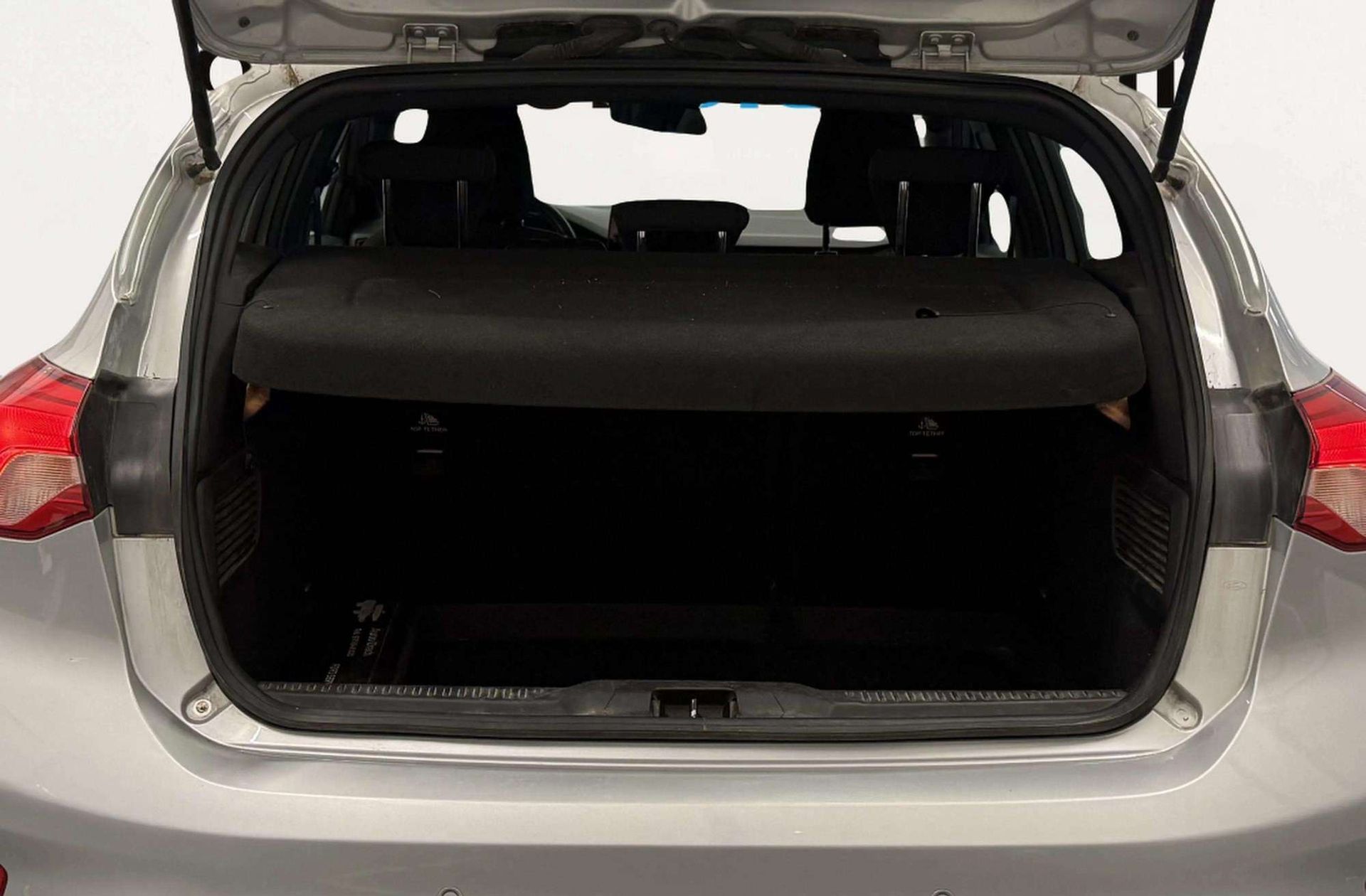 Ford Focus 1.0 EcoBoost ST-Line - foto 15