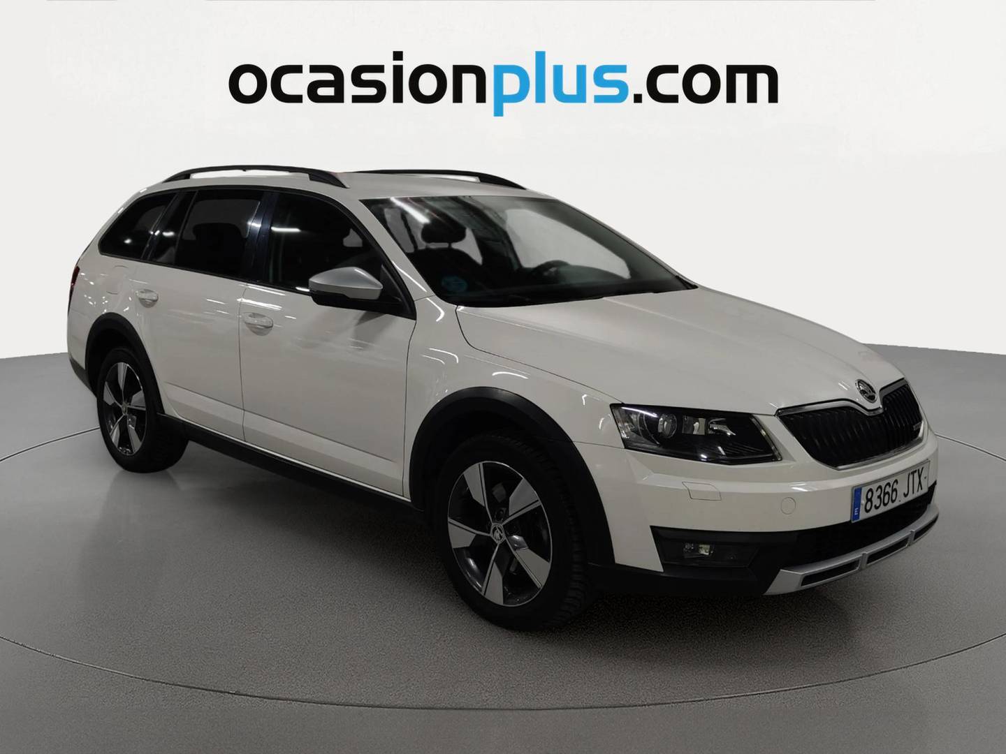 Foto delantera Skoda Scout Skoda Scout 2.0 TDI CR DSG 4x4 (184 CV) derecha