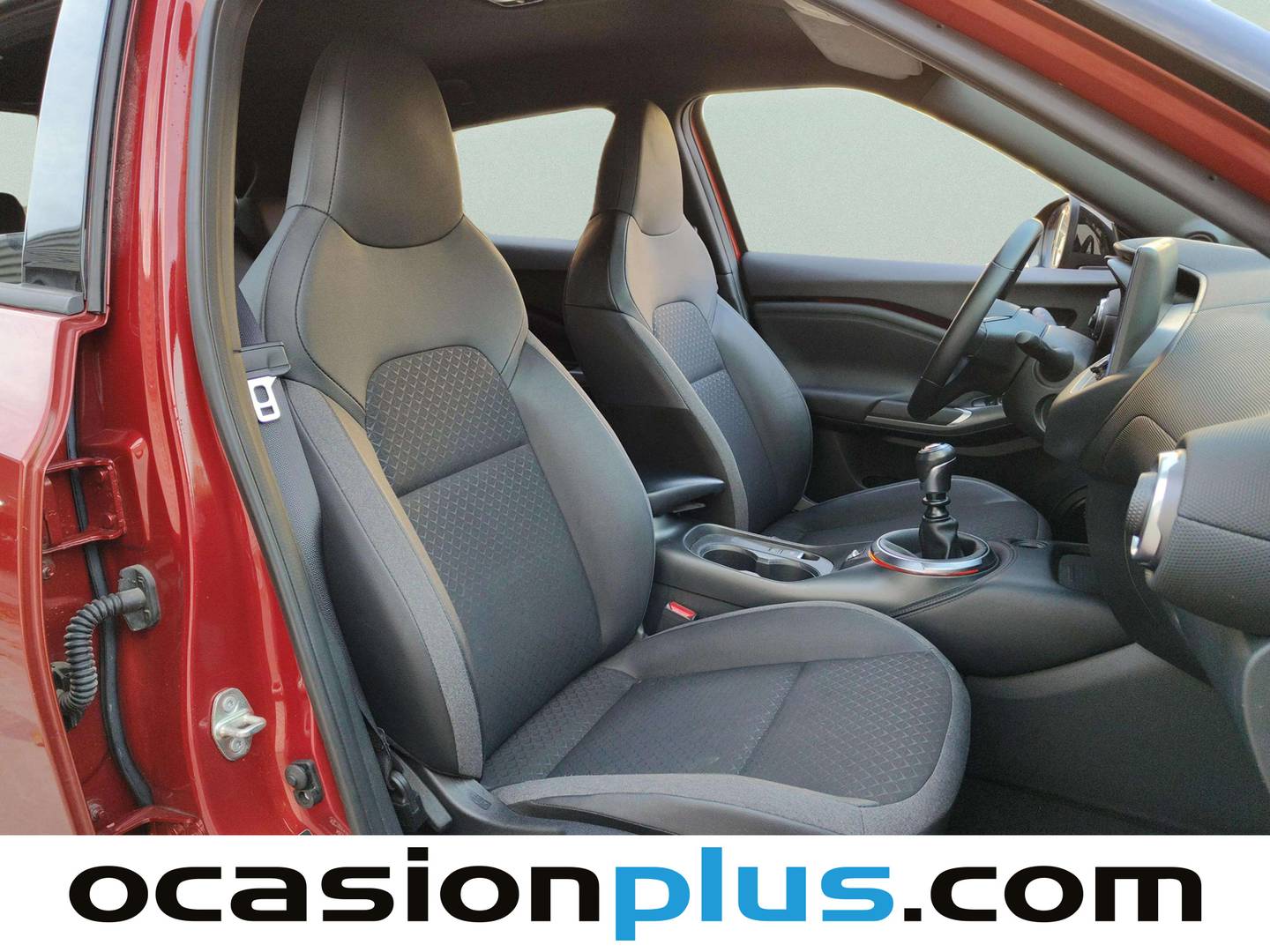 Foto Nissan JUKE Nissan Juke DIG-T N-Connecta 4x2 (114 CV)