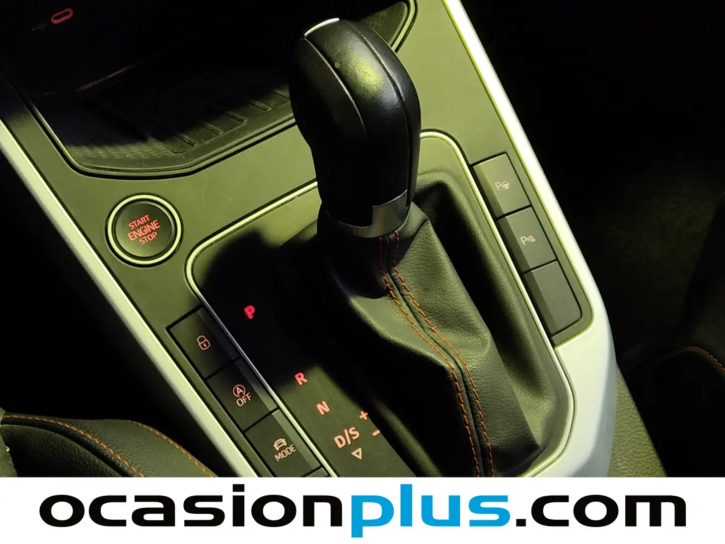 Foto Seat Arona SEAT Arona 1.5 TSI S&S FR XL DSG (150 CV)