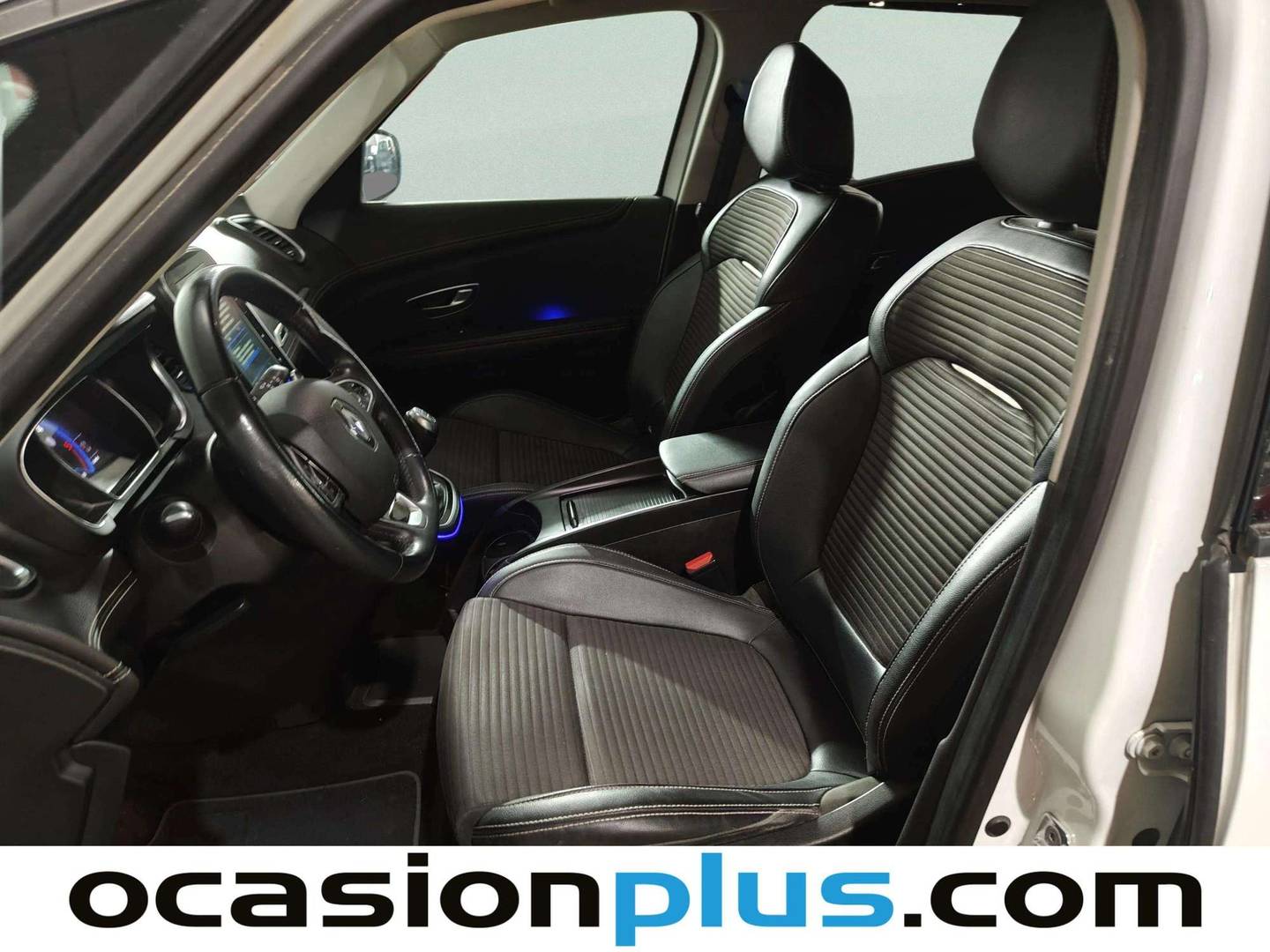 Foto asientos delanteros Renault Scénic Renault Scenic Zen Blue dCi (120 CV)