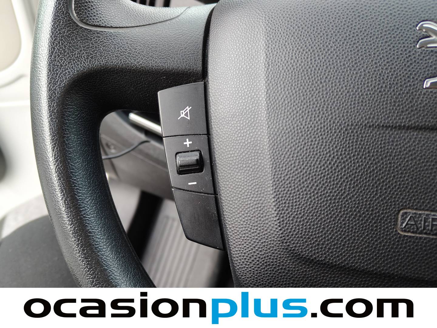 Foto Peugeot Boxer Peugeot Boxer BlueHDi 140 S&S 435 L4H3 (140 CV)