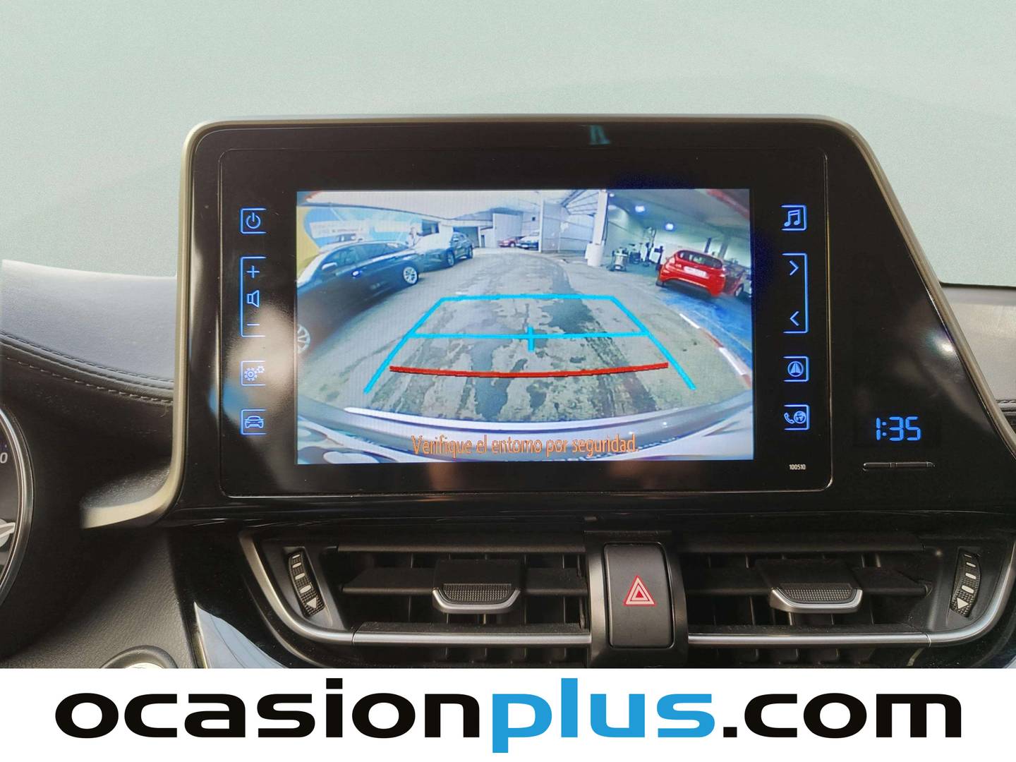 Foto Toyota C-HR Toyota C-HR 1.8 125H Advance (122 CV)