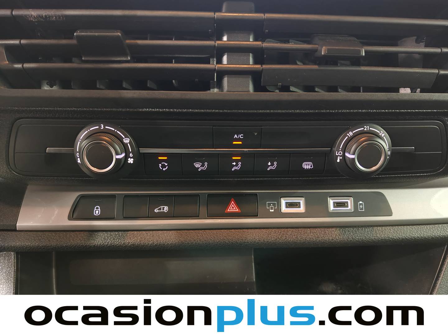 Acabados Opel Vivaro Opel Vivaro Furgon BlueHDi 120 (120 CV) 3 Plazas