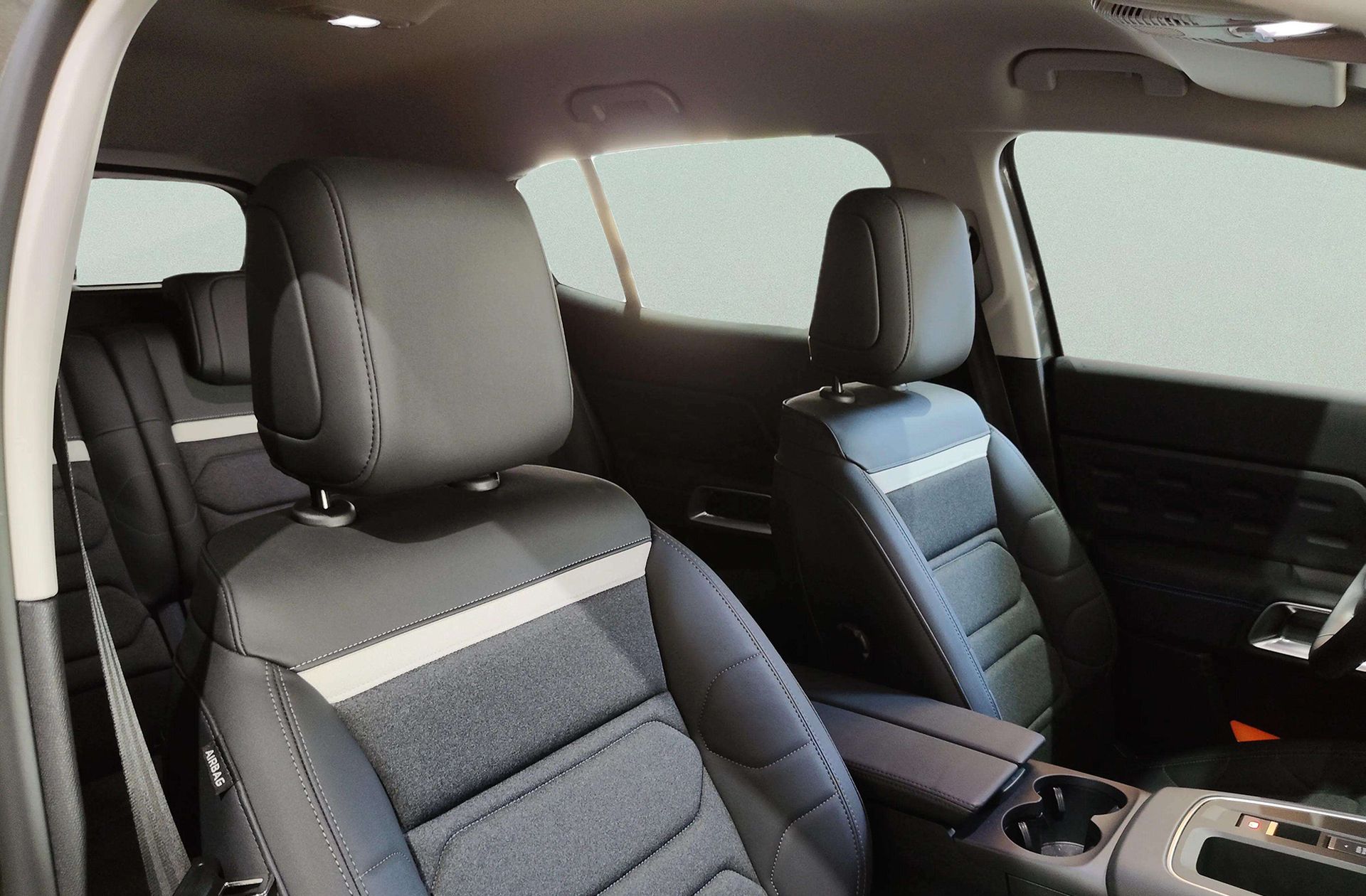 Citroën C5 Aircross Plug-in Hybrid Max e-EAT8 - foto 8