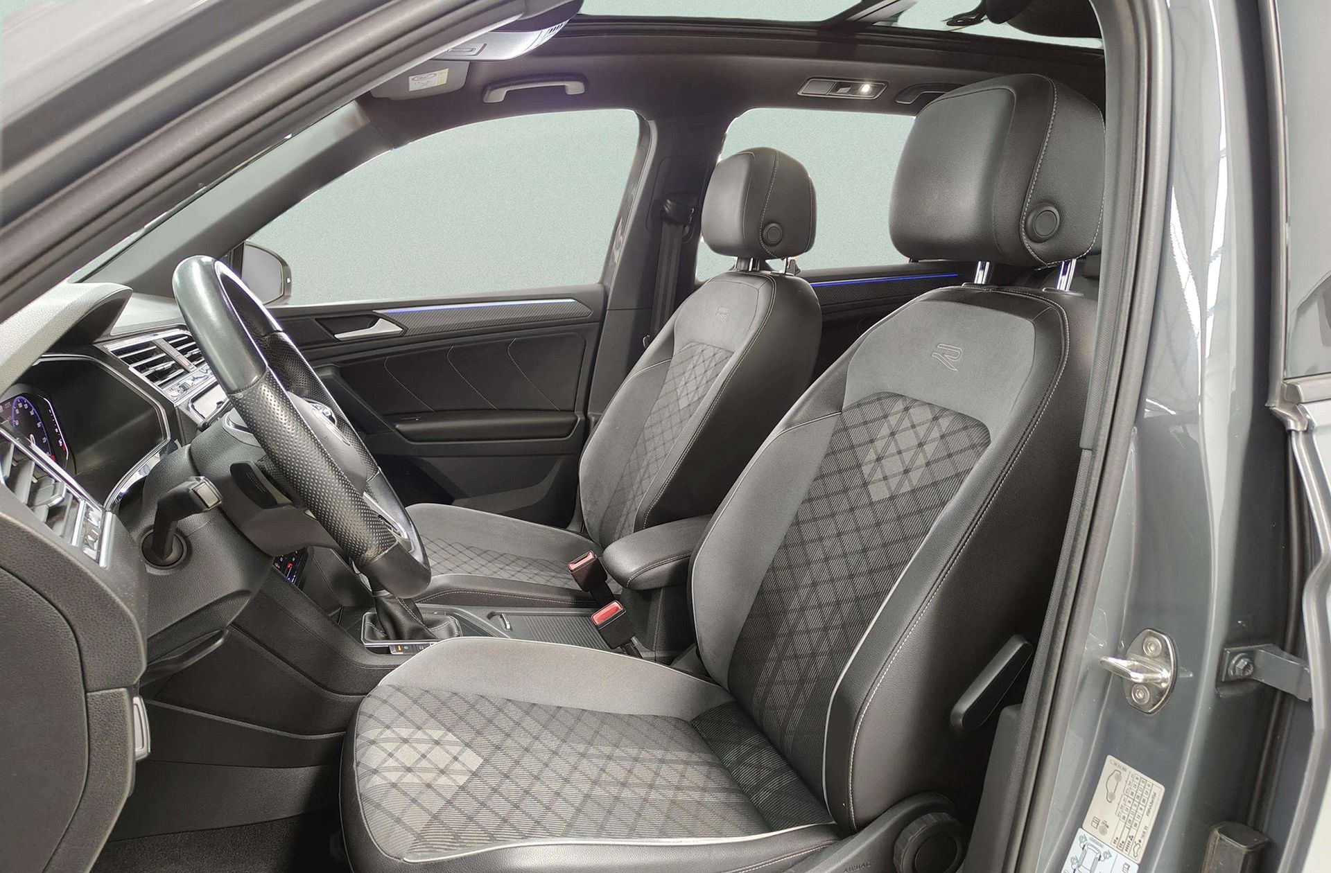 Volkswagen Tiguan R-Line 1.5 TSI DSG - foto 12
