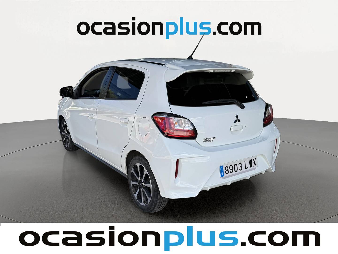 Foto trasera Mitsubishi Space Star Mitsubishi Space Star 120 MPI Kaiteki (71 CV) izquierda