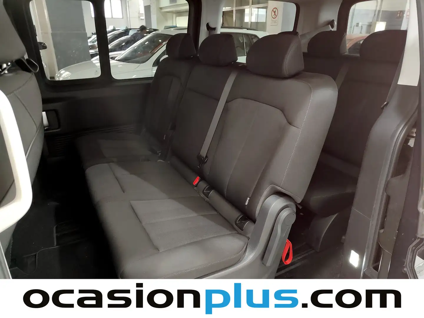 Foto Hyundai Staria Hyundai Staria 2.2 CRDI Maxx 9S  (177 CV) 9 Plazas