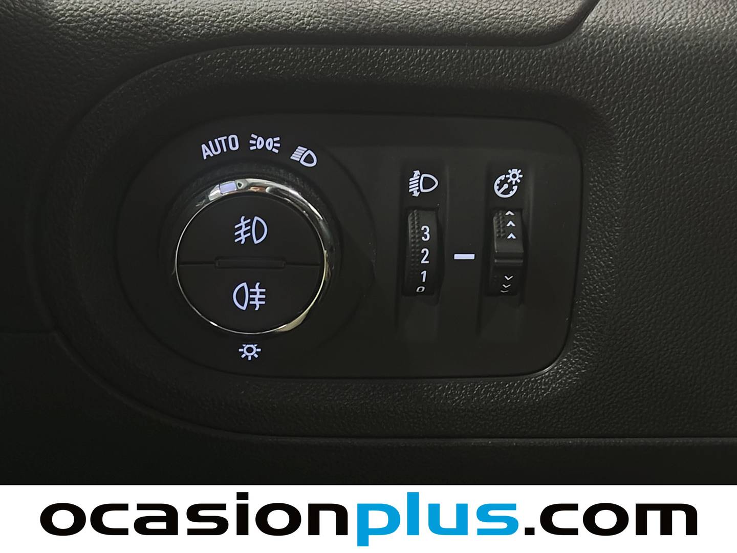 Foto Opel Grandland X Opel Grandland X 1.2 Turbo Ultimate (130 CV)