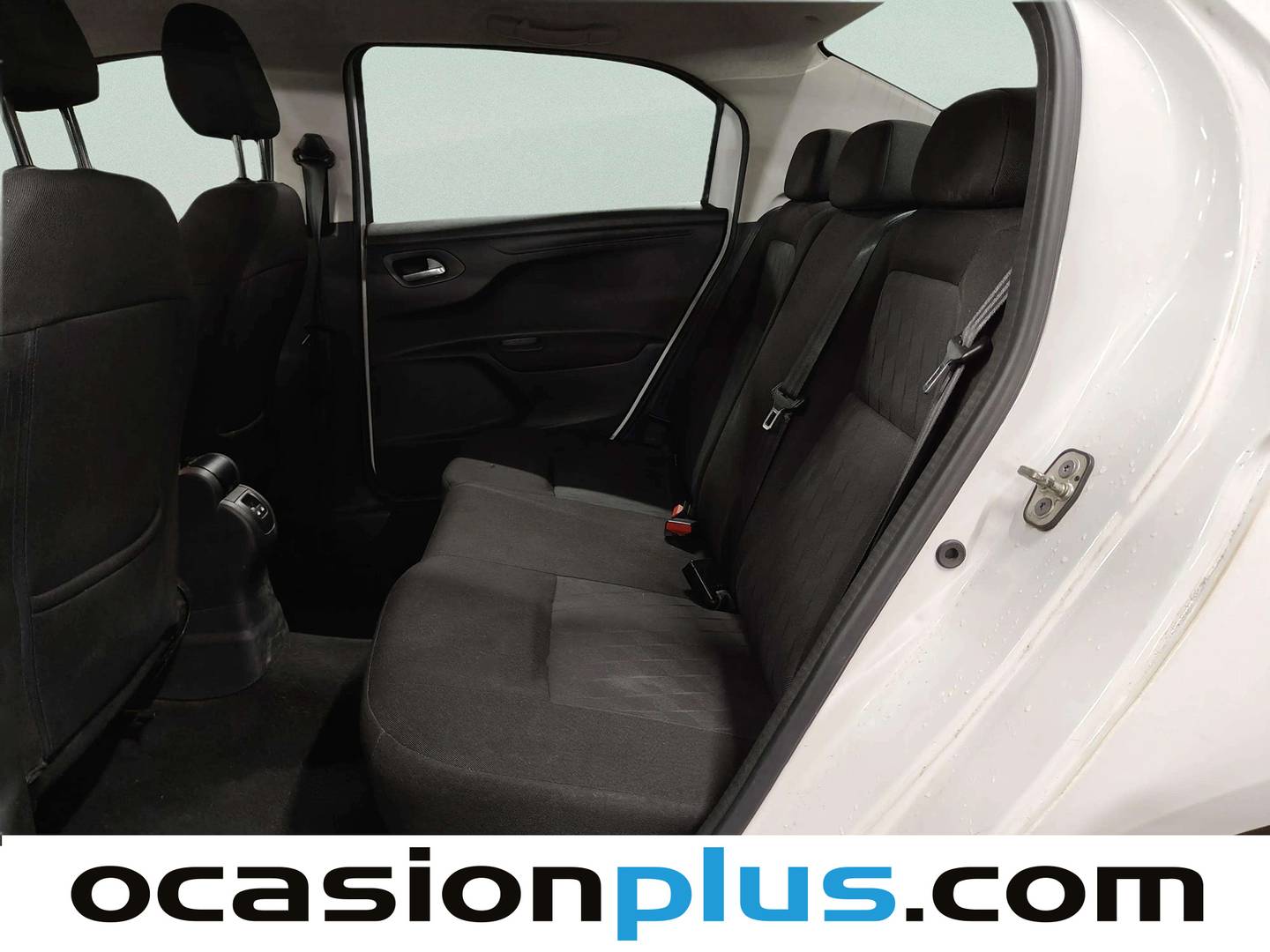 Foto asientos traseros Citroën C-Elysée Citroën C-Elysee PureTech 82 Shine (82 CV)