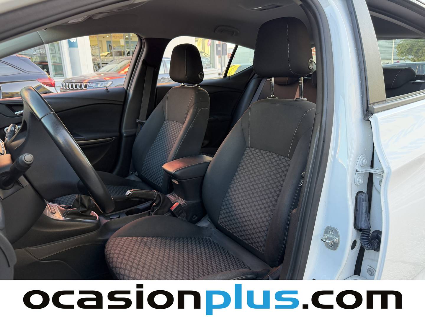 Foto Opel Astra Opel Astra 1.2 Turbo SHL Edition (110 CV)