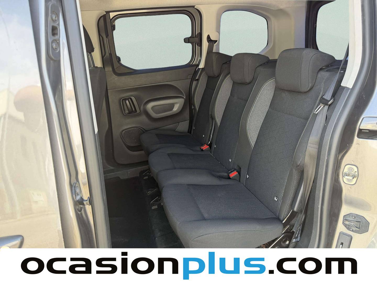 Foto asientos traseros Peugeot Rifter Peugeot Rifter PureTech 110 Active Standard (110 CV)