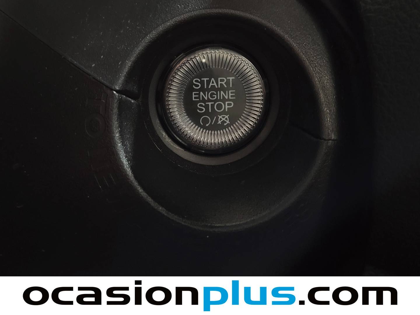 Acabados Jeep Renegade Jeep Renegade 1.0G Night Eagle II 4x2 (120 CV)