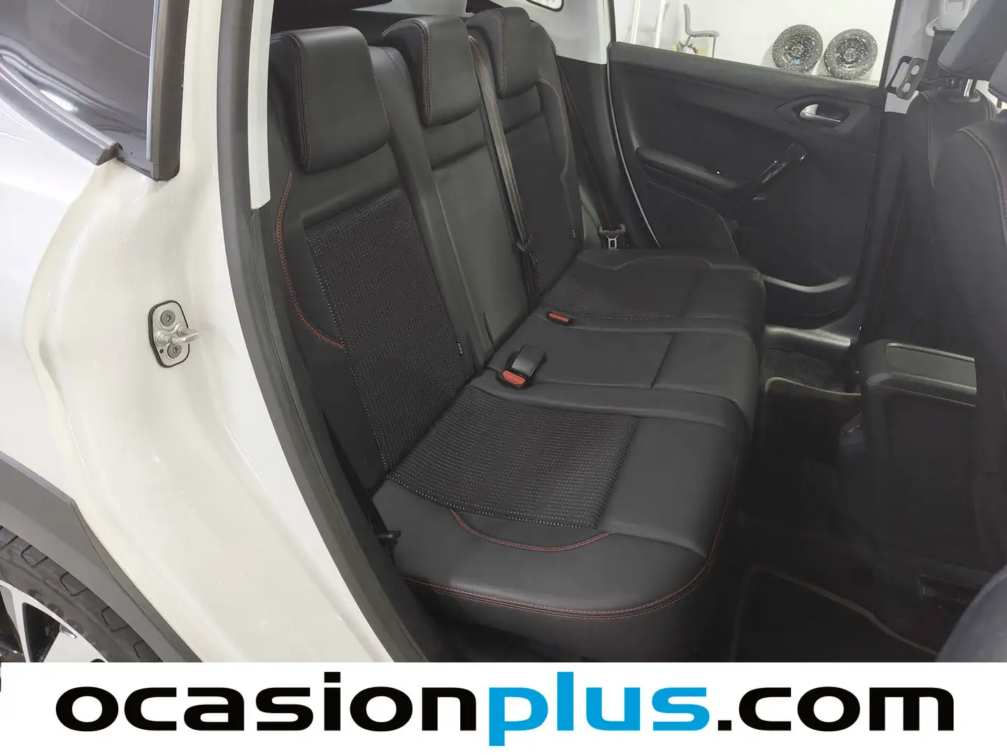 Foto Peugeot 2008 Peugeot 2008 BlueHDi 120 S&S GT Line (120 CV)