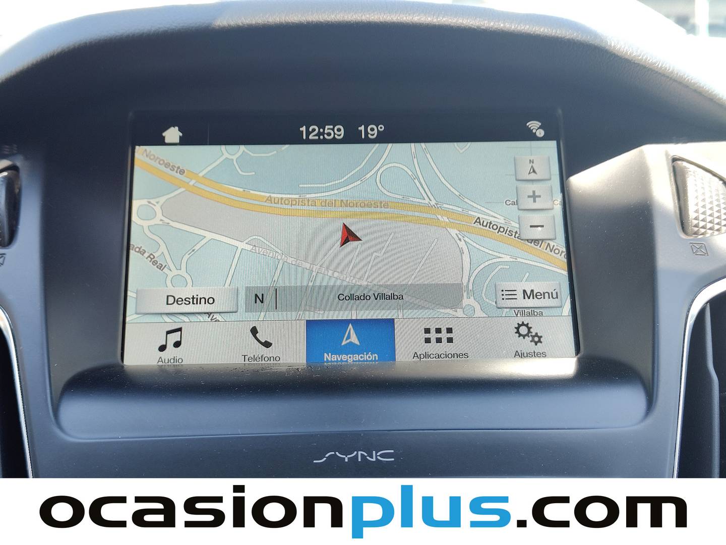 Extras y acabados del Ford Focus Ford Focus 1.0 Ecoboost Business (125 CV)