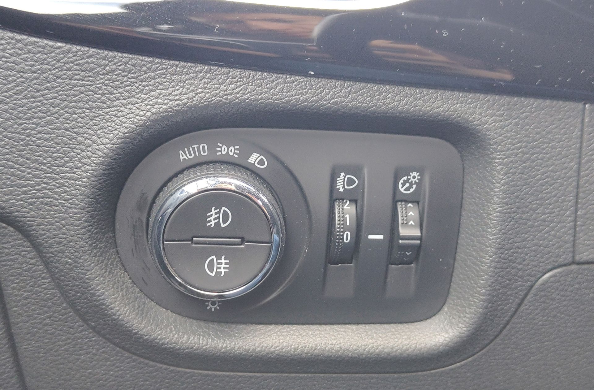 Opel Astra 1.4 Turbo Dynamic - foto 19