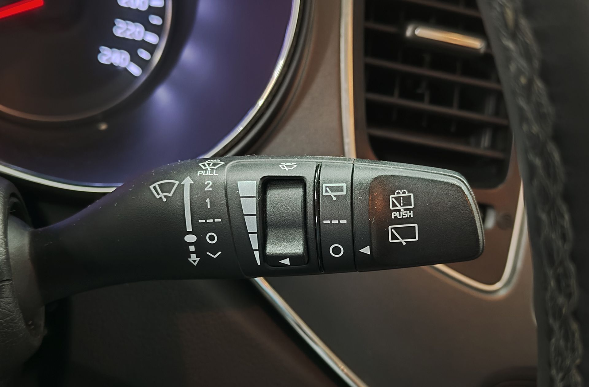 Kia Carens 1.6 GDi Concept - foto 24