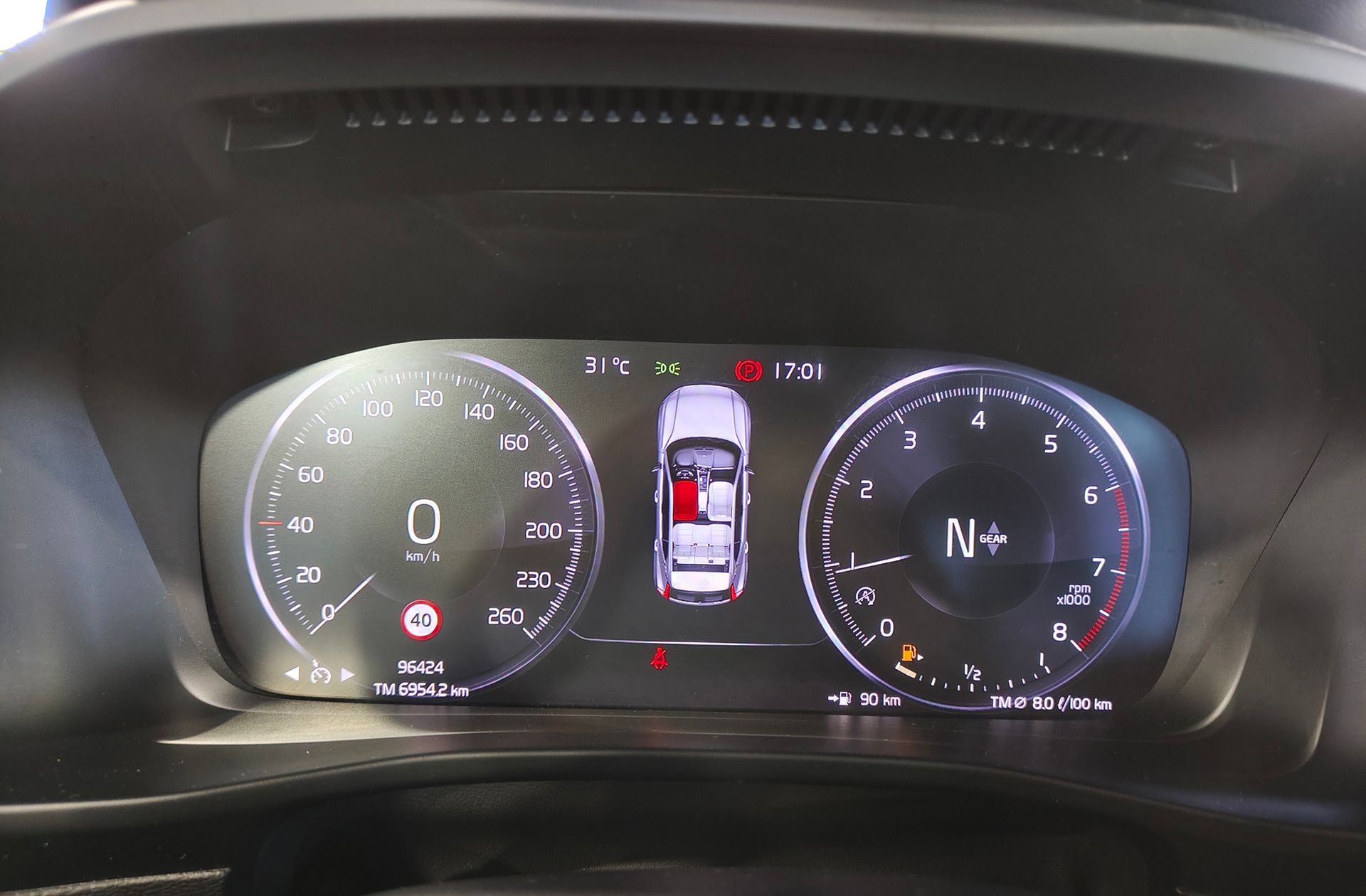 Volvo XC40 T3 - foto 19