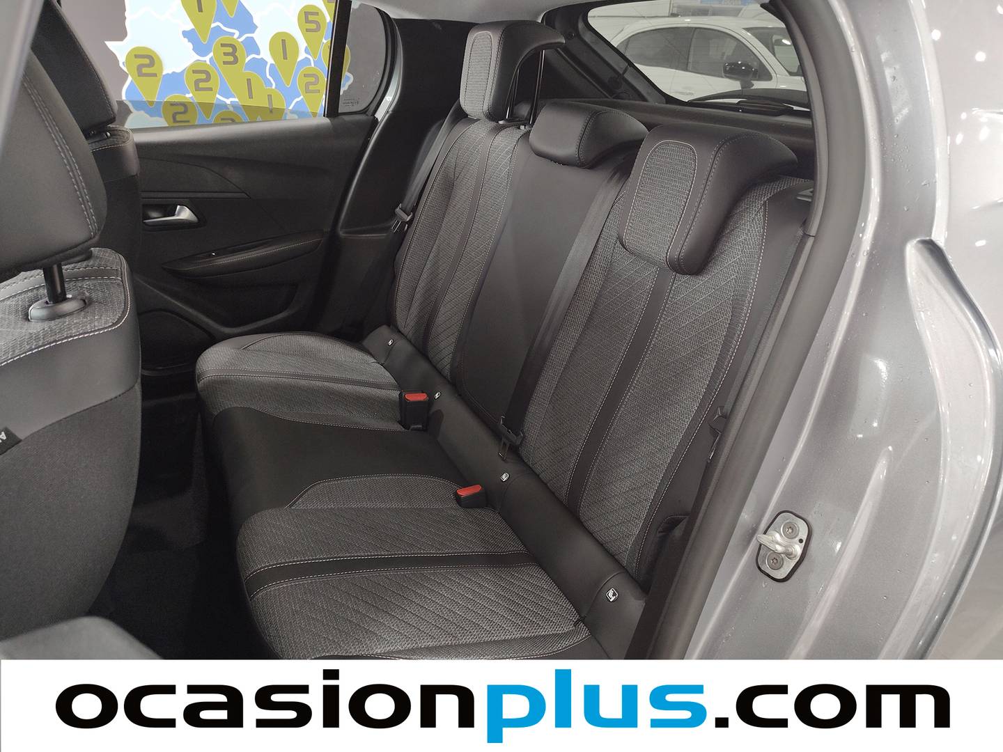 Foto asientos traseros Peugeot 208 Peugeot 208 PureTech 100 Allure (100 CV)